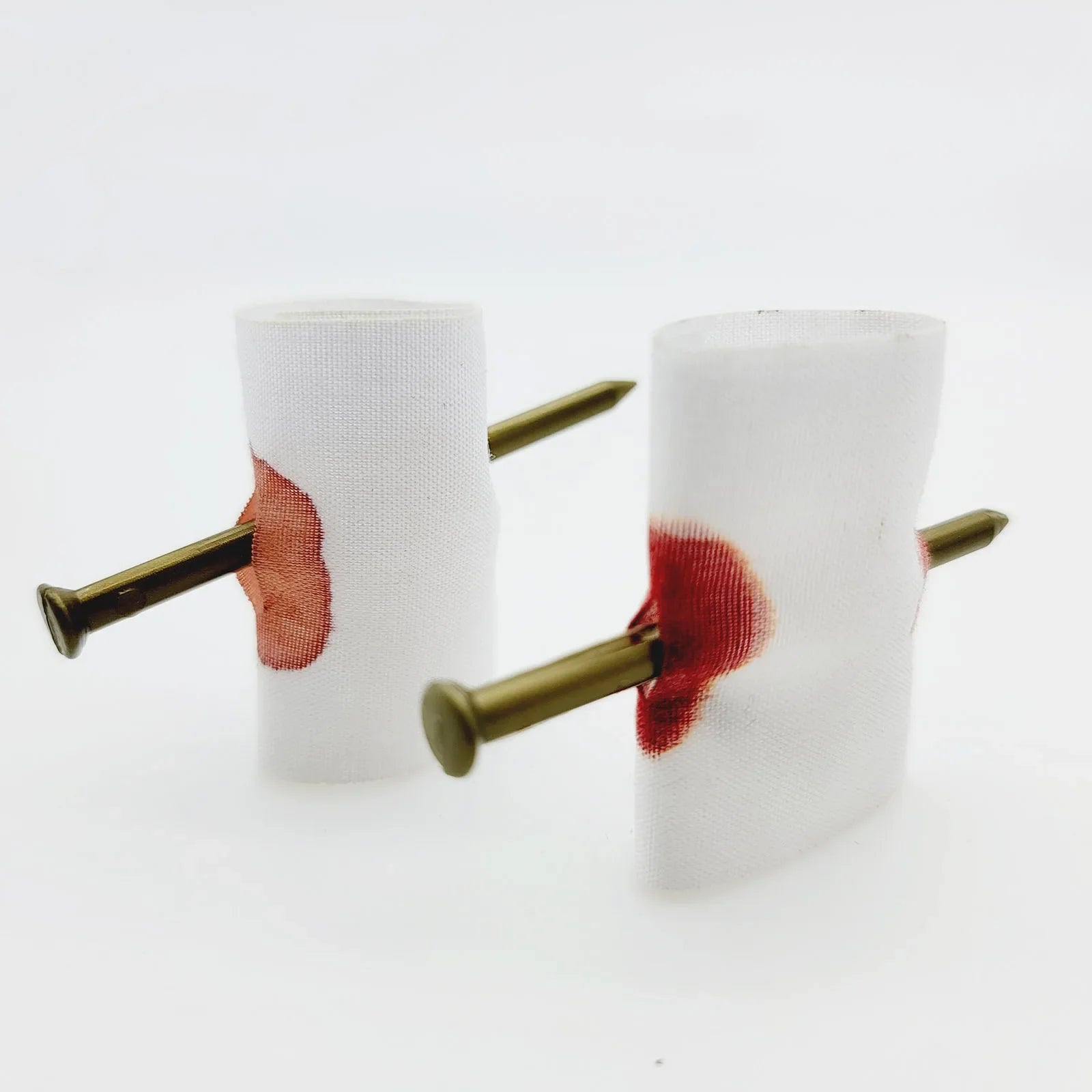 1PCS Fool Toys Blood Prank Magic Prop Joke Fake Nail Through Finger Magic Funny Gadgets Magic Trick toys - Square Deal Me
